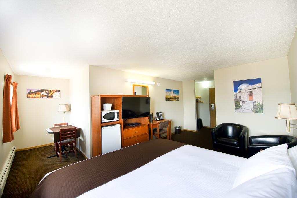 Riviera Motor Inn Saskatoon Kamer foto